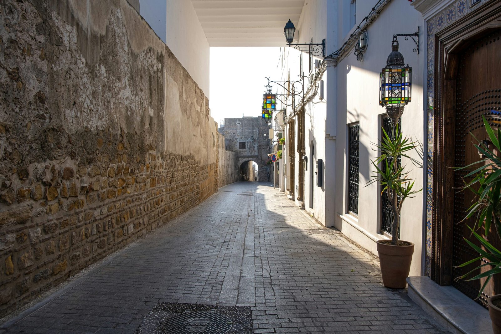 Discovering Fes Riads: The New Trend for Tourists Seeking Authentic Living Inside the Medina